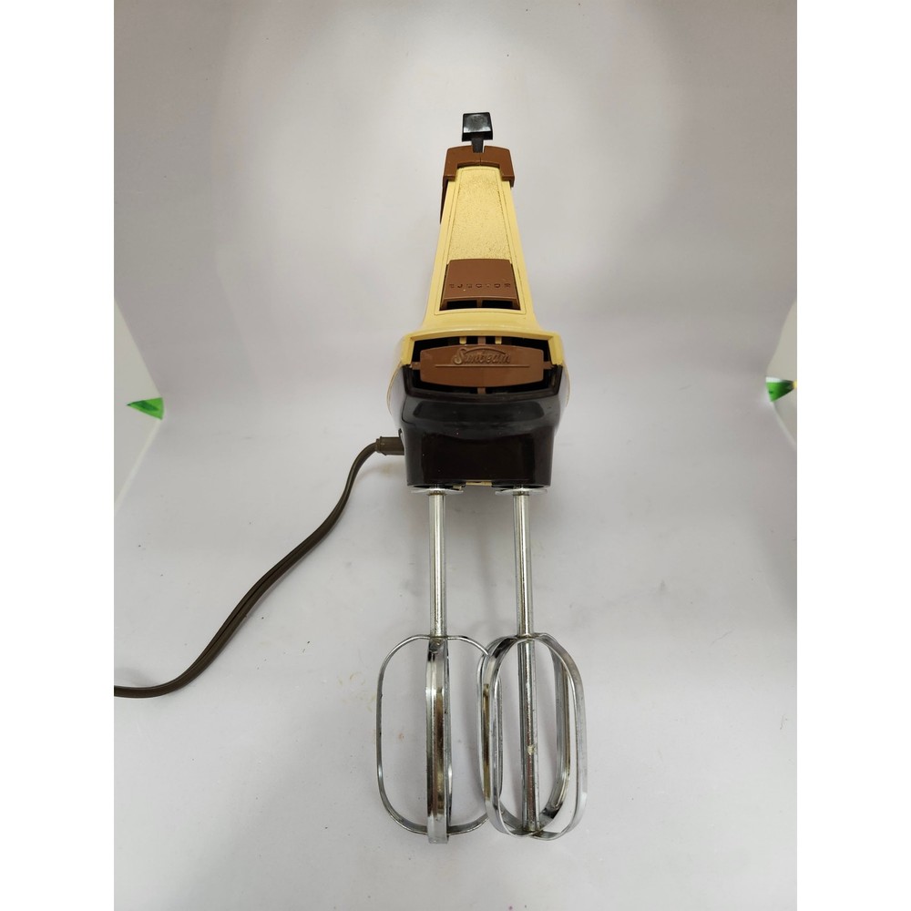 Vintage Sunbeam Mixmaster handheld burst of power 70s