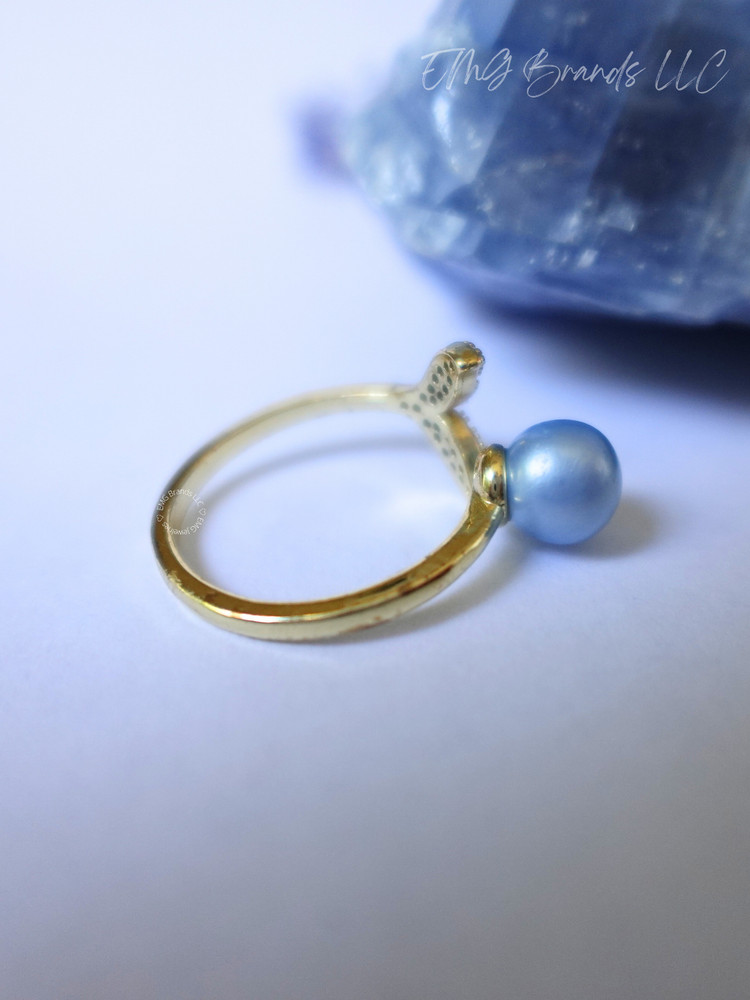 Sky Blue Pearl Fishtail Ring