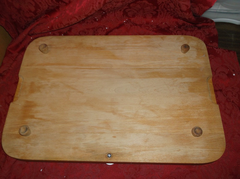 LARGE WOOD COUNTER TOP CUTTING BOARD