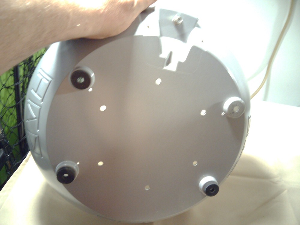 KVH TracVision M3 Base #10