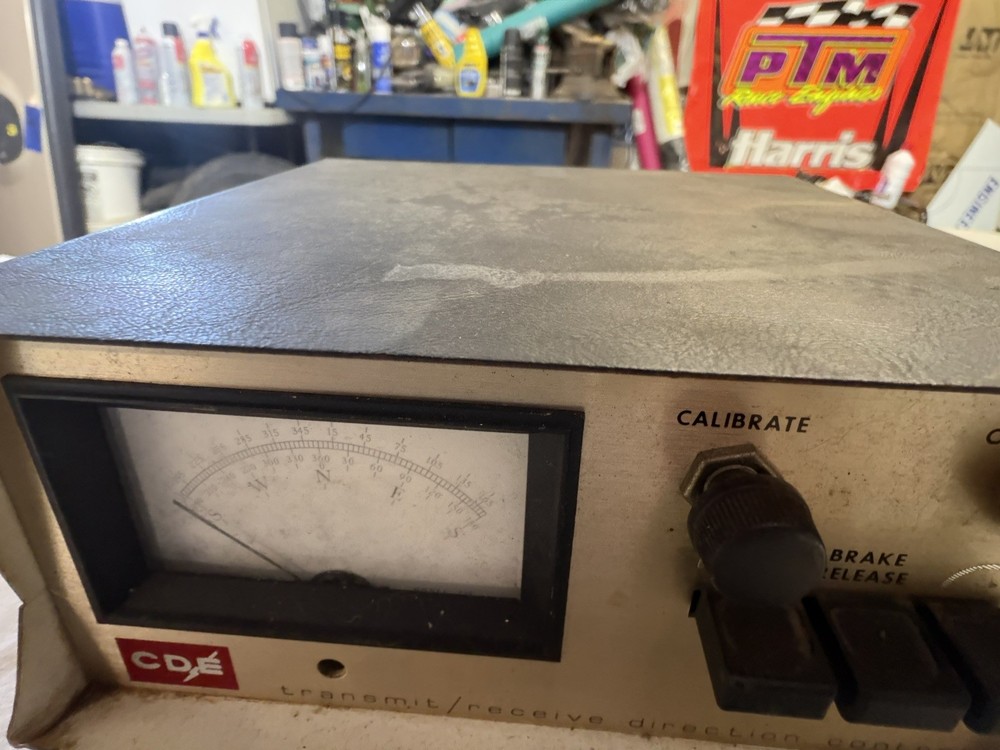 CDE TRANSMIT/RECEIVE CONTROLLER FOR ANTENNA