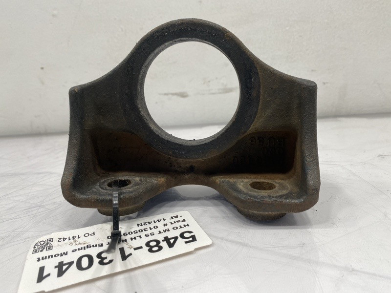 Freightliner MT55 Engine Mount 0130509000 (548-13041)