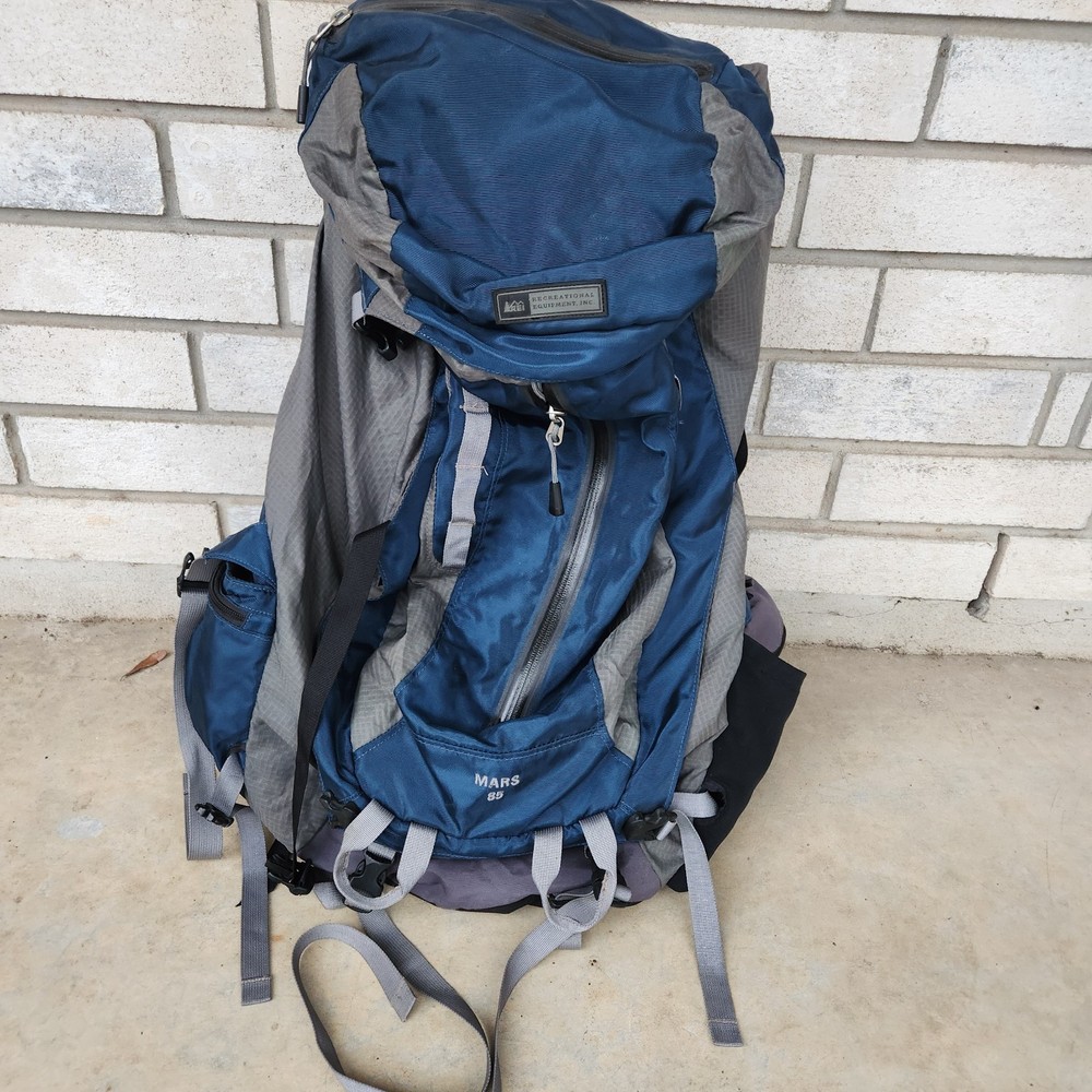 REI Mars 85 Backpack Camping  & Hiking Mens Medium