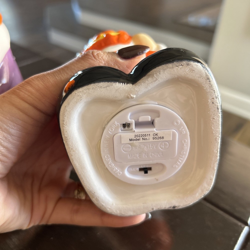 2 Two Halloween Gnomes Light with Timer