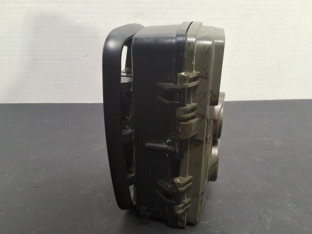 TEC.BEAN digital Trail Camera- Miising Clip- Works Great