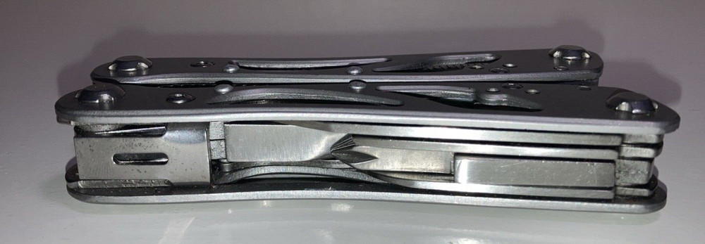 Multi-Tool Folding Plier Winframe Hunting Outdoor 9 tools