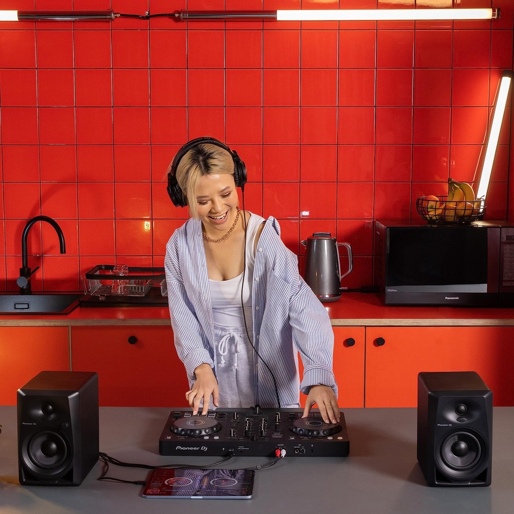 Smart Mixing DJ Controller Bluetooth Streaming Ready Portable