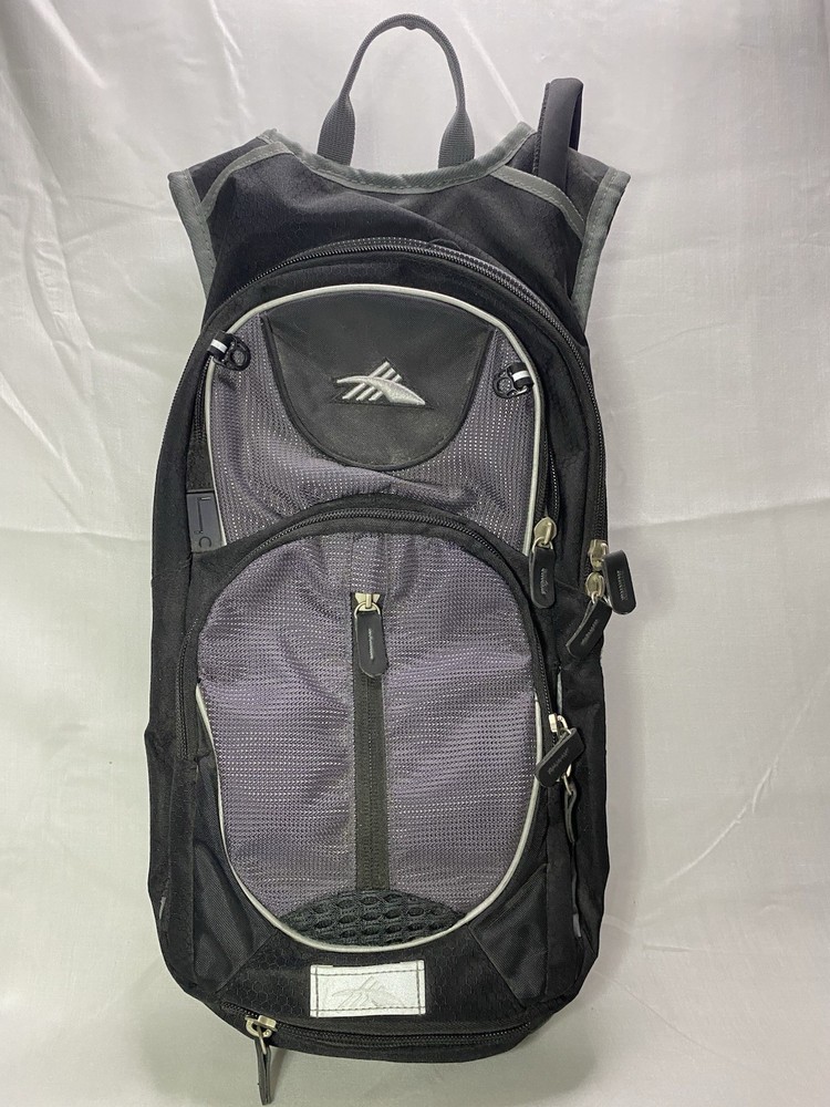 High Sierra Hydration Pack