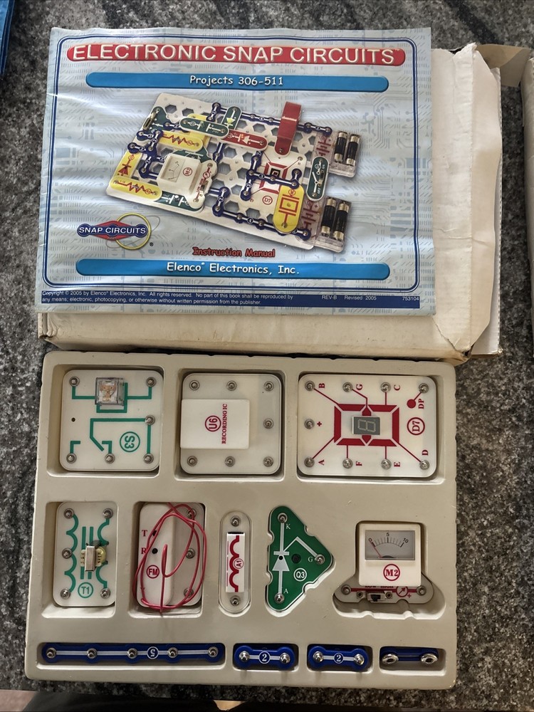 Electronic Snap Circuits