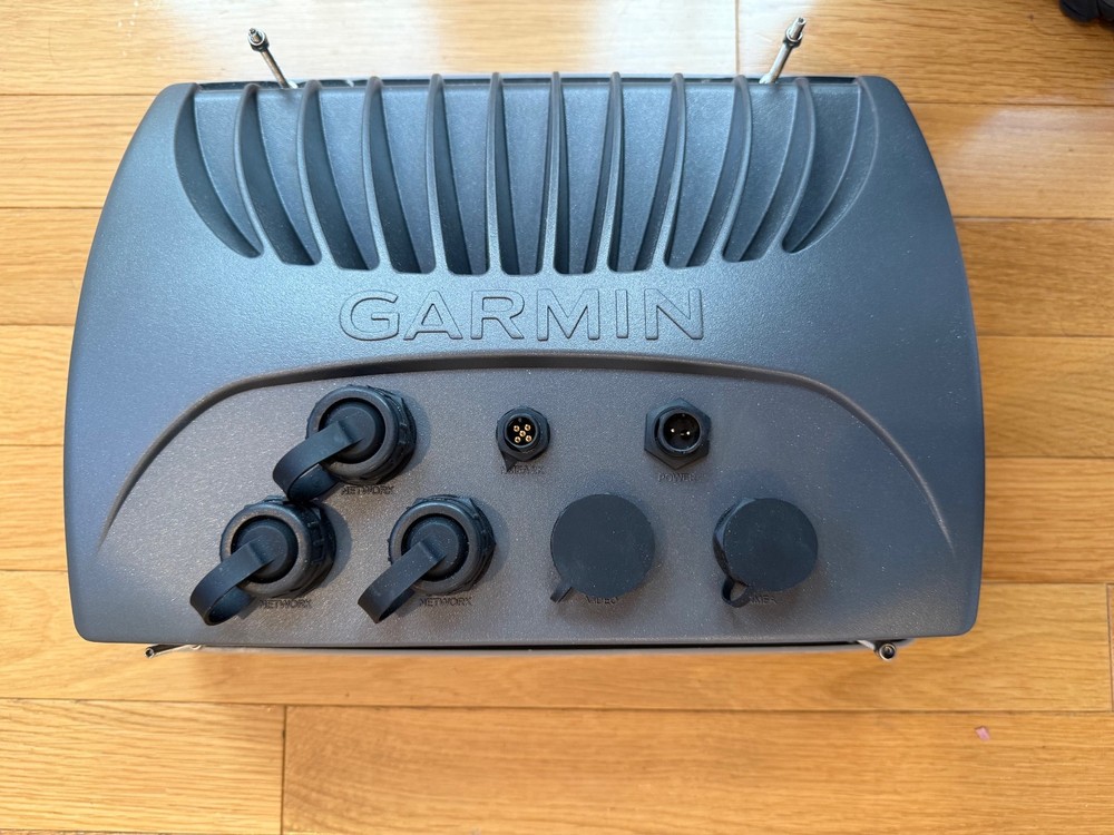 Garmin 5212 Multifunction Display