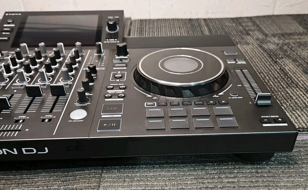 Denon DJ JP21 SC Live 4 Standalone DJ Controller System