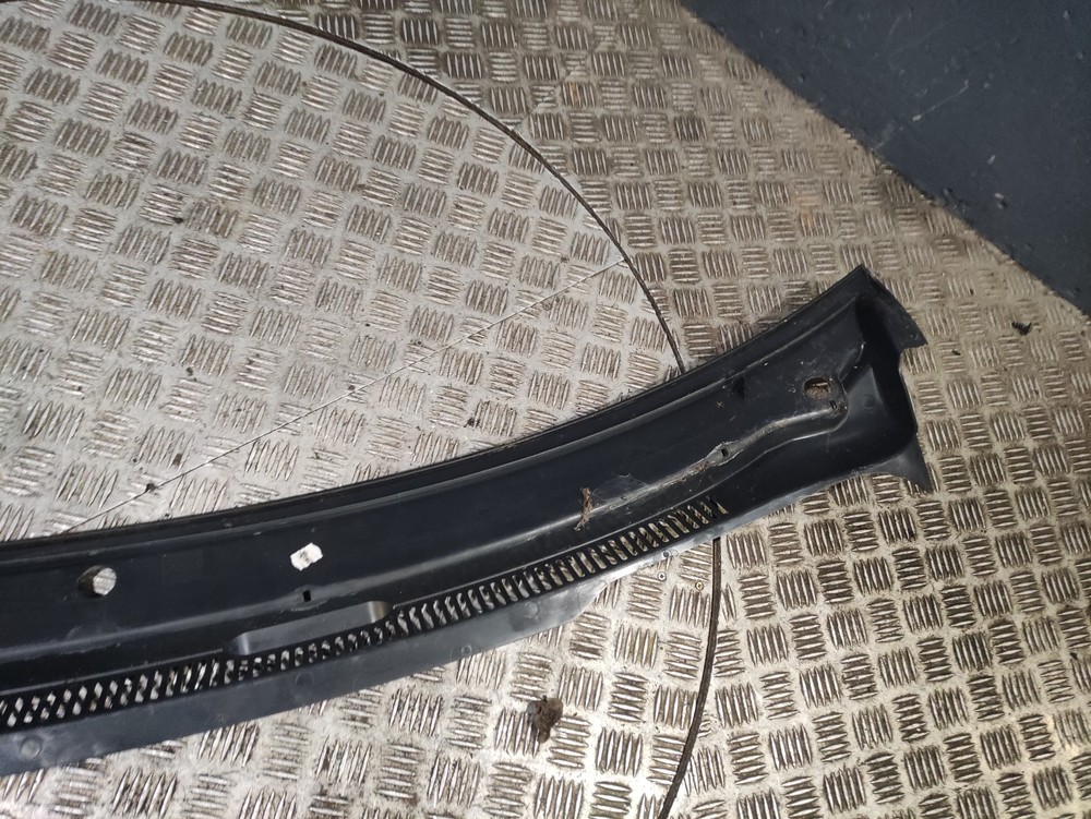 VW California 2018 Windscreen Gutter Scuttle Panel Trim 7E0819403 D312