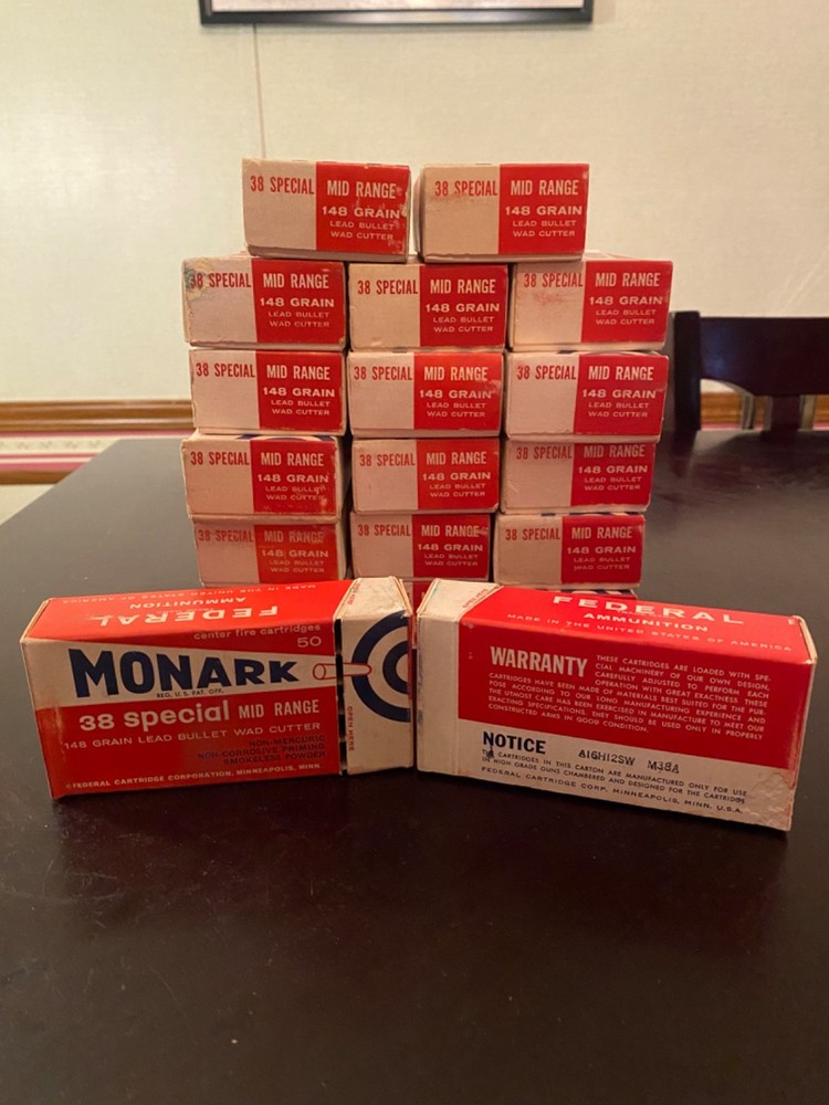 [Vintage MONARK FEDERAL 38 Special Mid Range Ammo Box EMPTY]