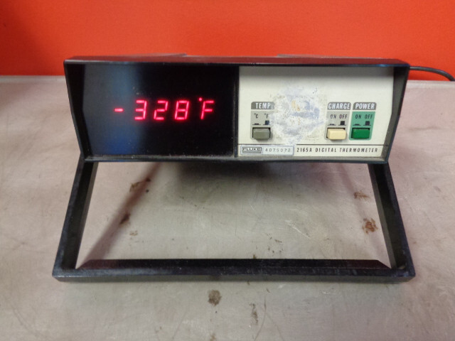 Fluke 2165A Digital Thermometer