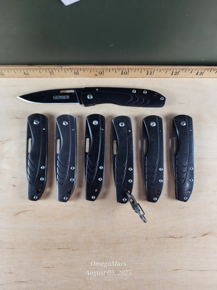 Gerber STL 2.5 (1)ONE at random. Nice condition/light usage