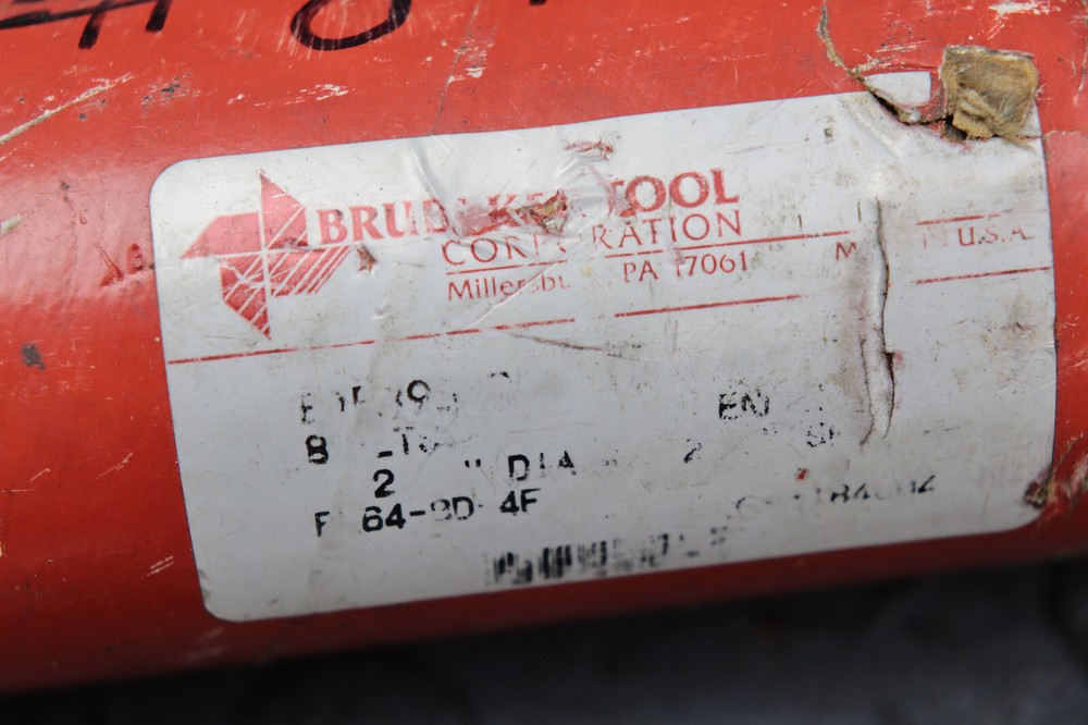 BRUBAKER HSS 2'' ROUGHING END MILL 8FLTS LOC5735
