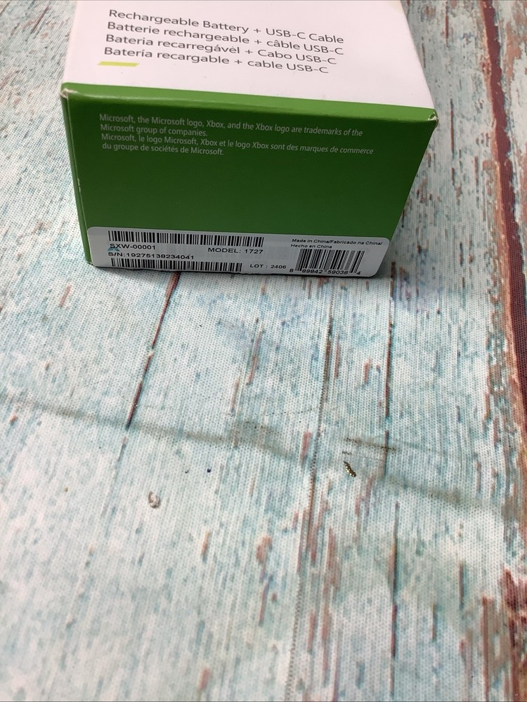 Microsoft Xbox Rechargeable Battery Xbox S X Controller W USB-C Charging Cable