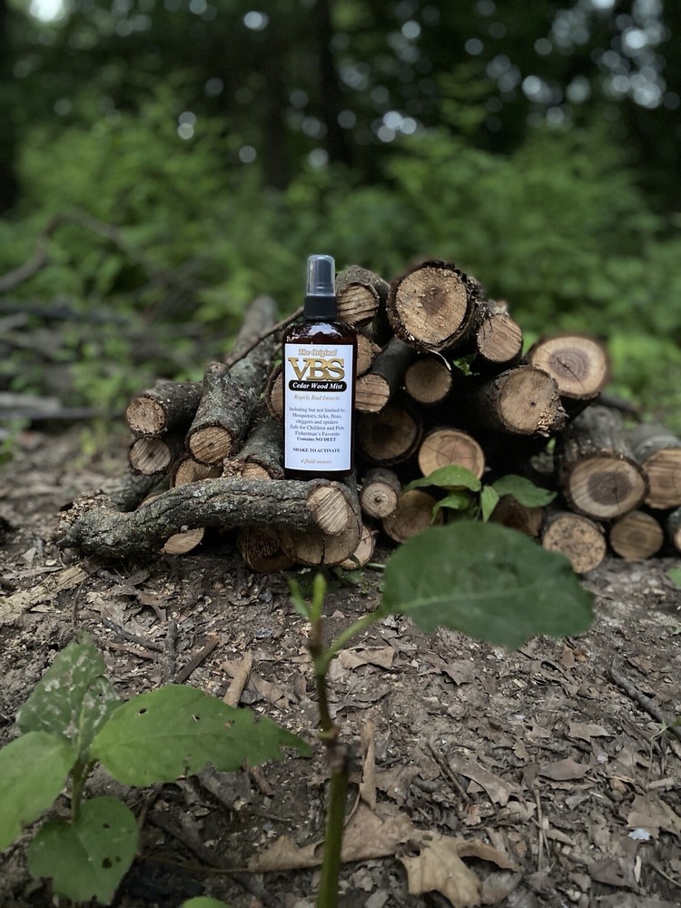 VBS - Vanilla Bug Spray (Cedar Wood Mist)