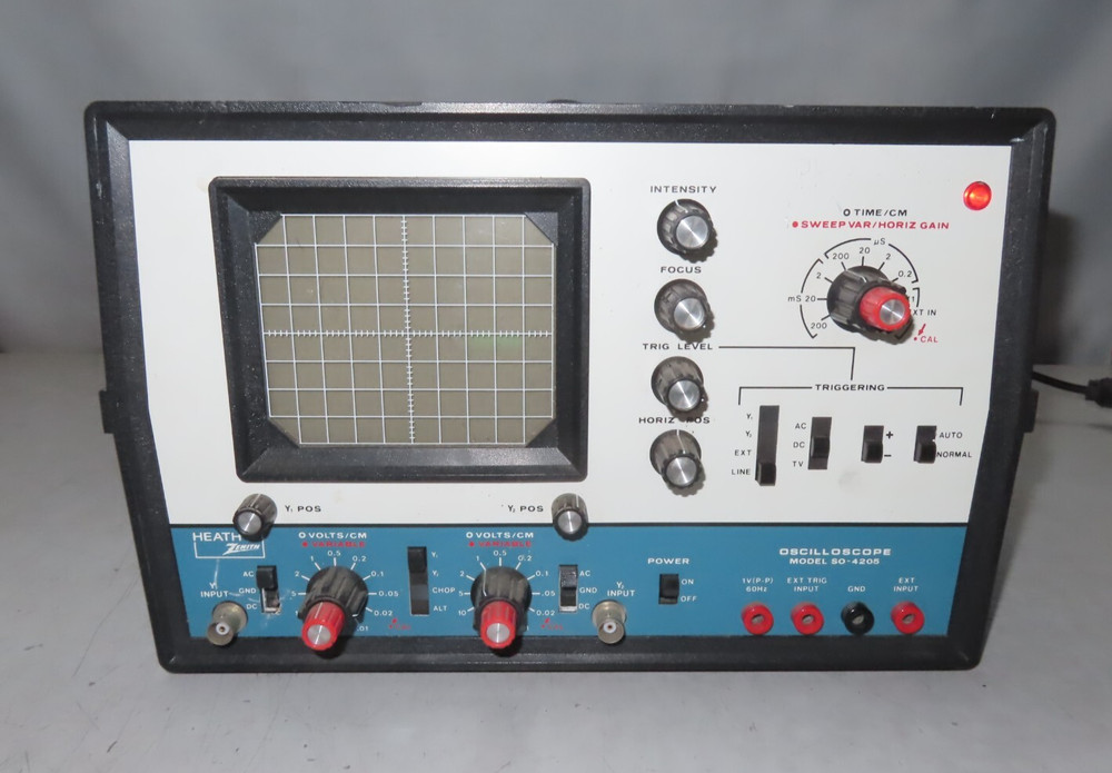Vintage Heathkit Oscilloscope Model SO-4205 Powers On