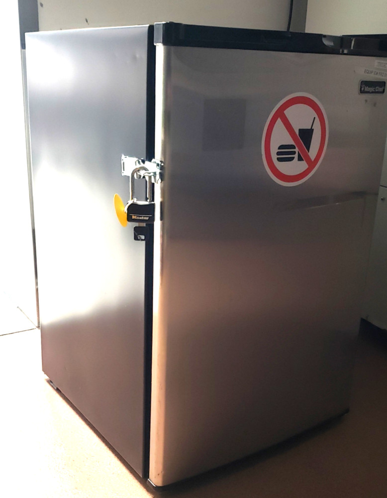 Magic Chef MCUF3S2 Compact Freezer 3.0 cu. ft