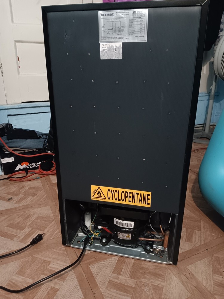 Wine Enthusiast Compressor