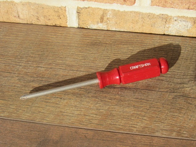 CRAFTSMAN 41053 J WF RED HANDLE #2 PHILLIPS STD HANDLE SCREWDRIVER NICE USED