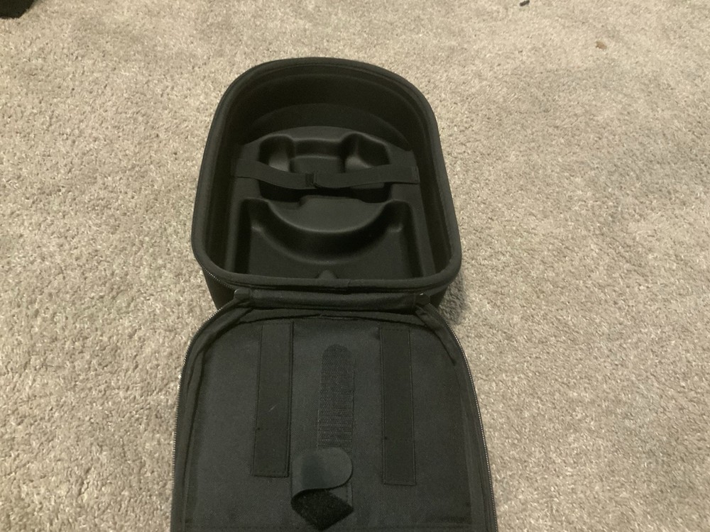 Vr Carrying Case ￼