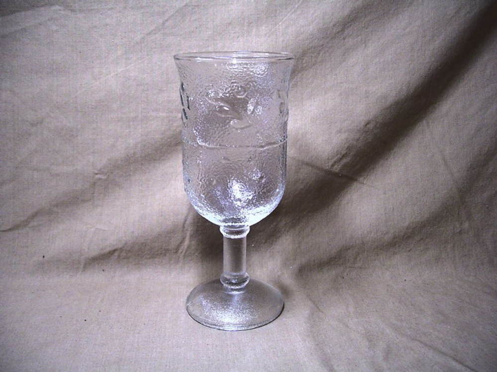 Anchor Hocking Amanda Pattern Water Goblet