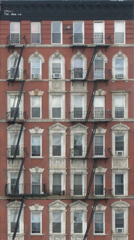TRACKSIDEFLATS #252 N scale Old apartment building #1