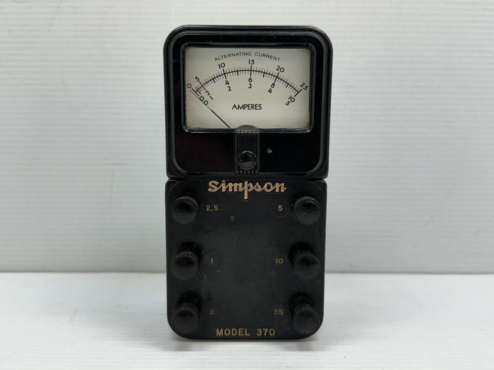 Vintage Simpson 370 AC Amperemeter