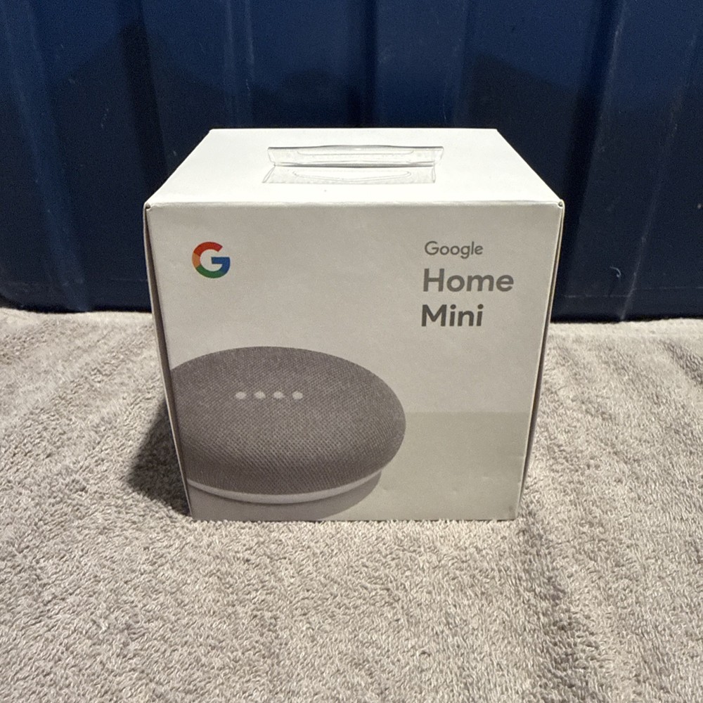 Home Mini (1st Generation) - Smart Speaker with Google Assistant