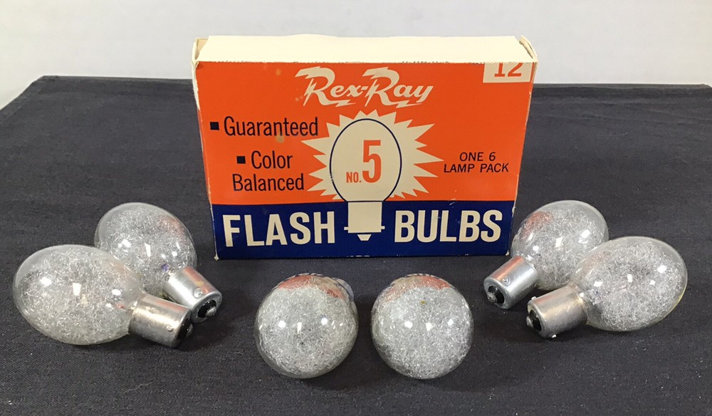 VINTAGE REX RAY FLASH BULBS 6 PACK BULBS NEVER USED New