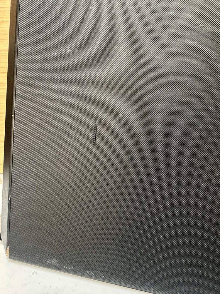 Alpine PLT-5 Powered Subwoofer System (please See Pics)