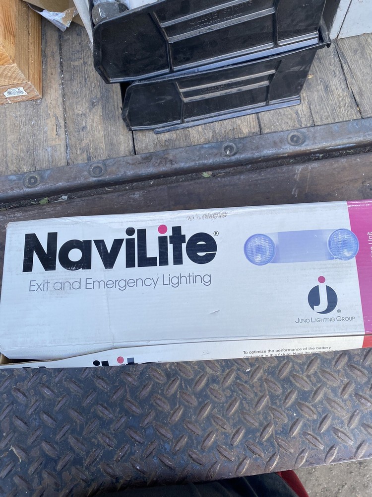 (TOA) N4WHH0 Navilite Exit and Emergency Light