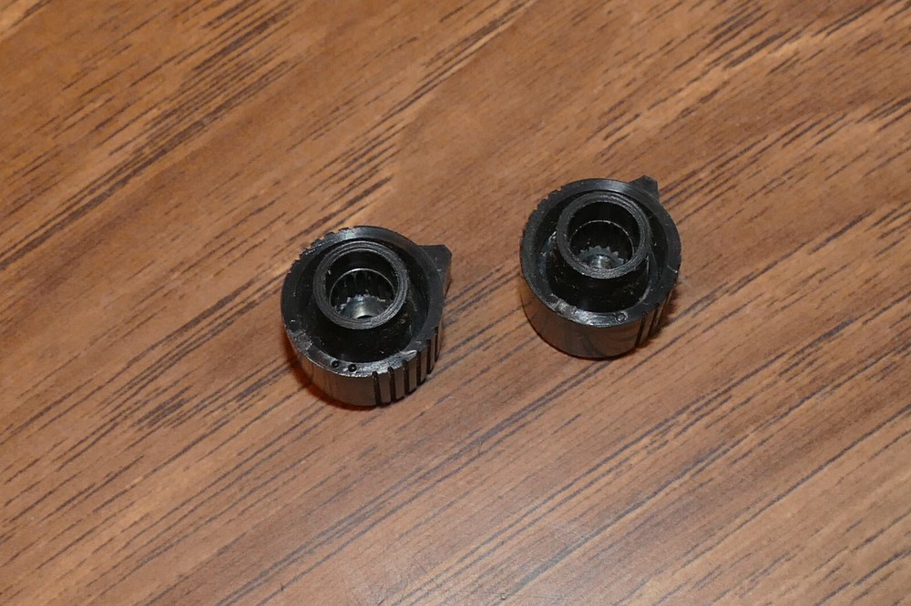 Sony TC-142 Cassette Deck Parts - Volume & Tone Knobs