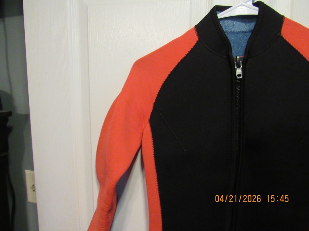Mens Performance Dive Suit Wet Suit Medium M Black Orange
