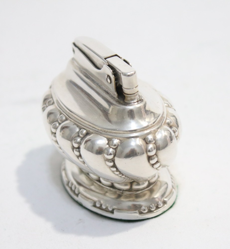 Vintage Silver Plate Ronson "CROWN " Table Lighter Set in Working Condition