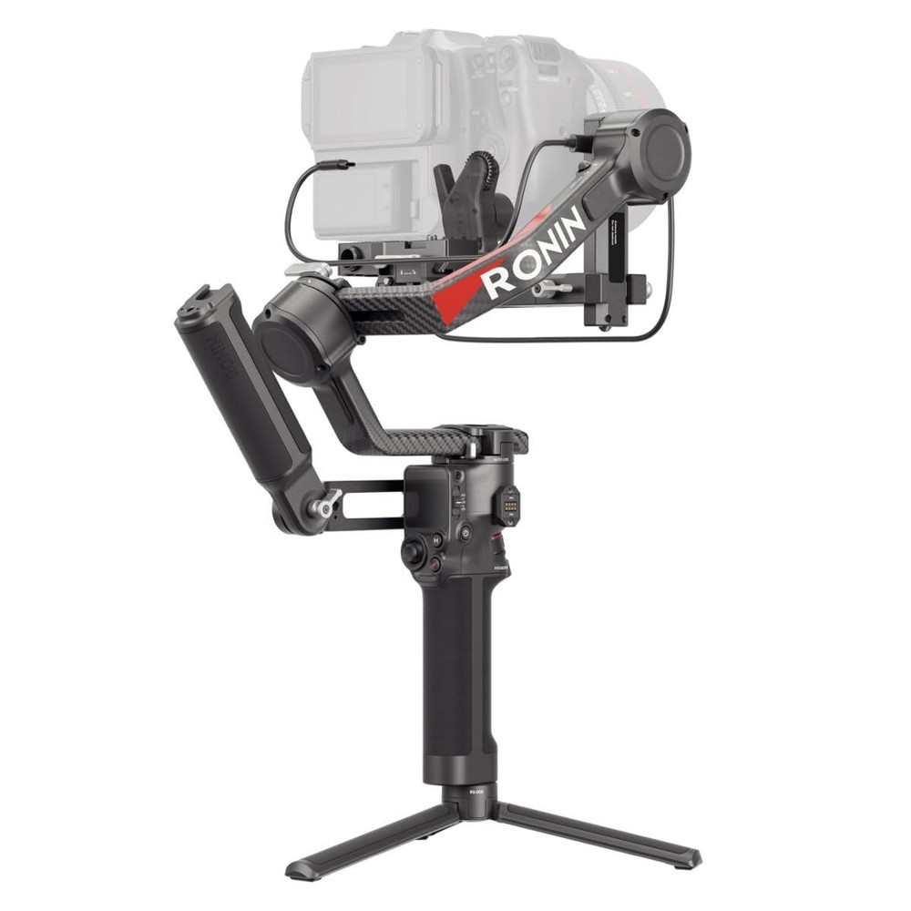 DJI RS 4 Pro Combo Gimbal Stabilizer