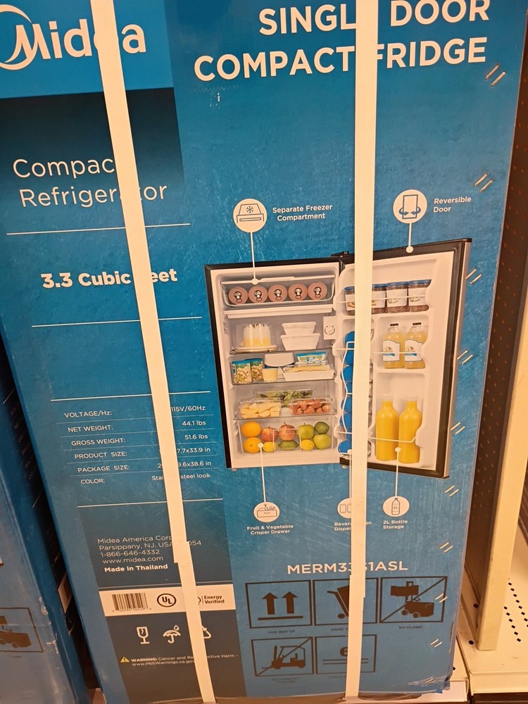 Midea 3.3 cu ft Compact Refrigerator Freestanding, Silver, Reversible Door