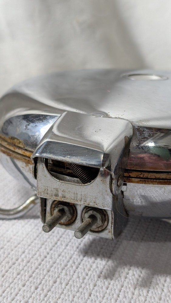 McGraw Elec Co Waffle Iron-mod#261-Great Shape