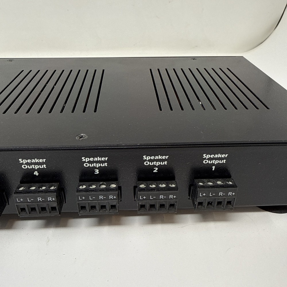 SpeakerCraft 8-Zone Multiroom Speaker Selector S8DC