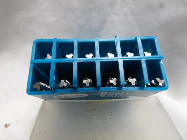 Besly Cutting Tools 8-36 NF (Package of 12)