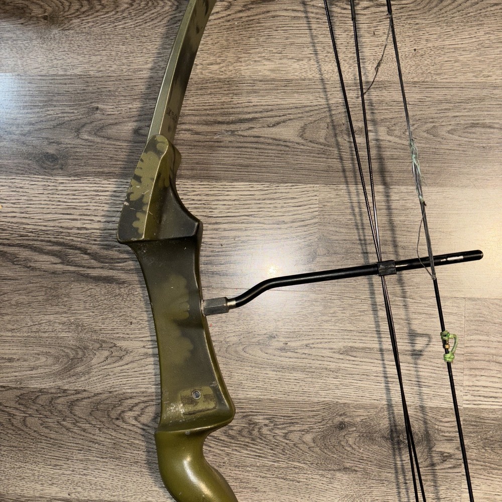 VINTAGE BEAR Whitetail II Compound Bow