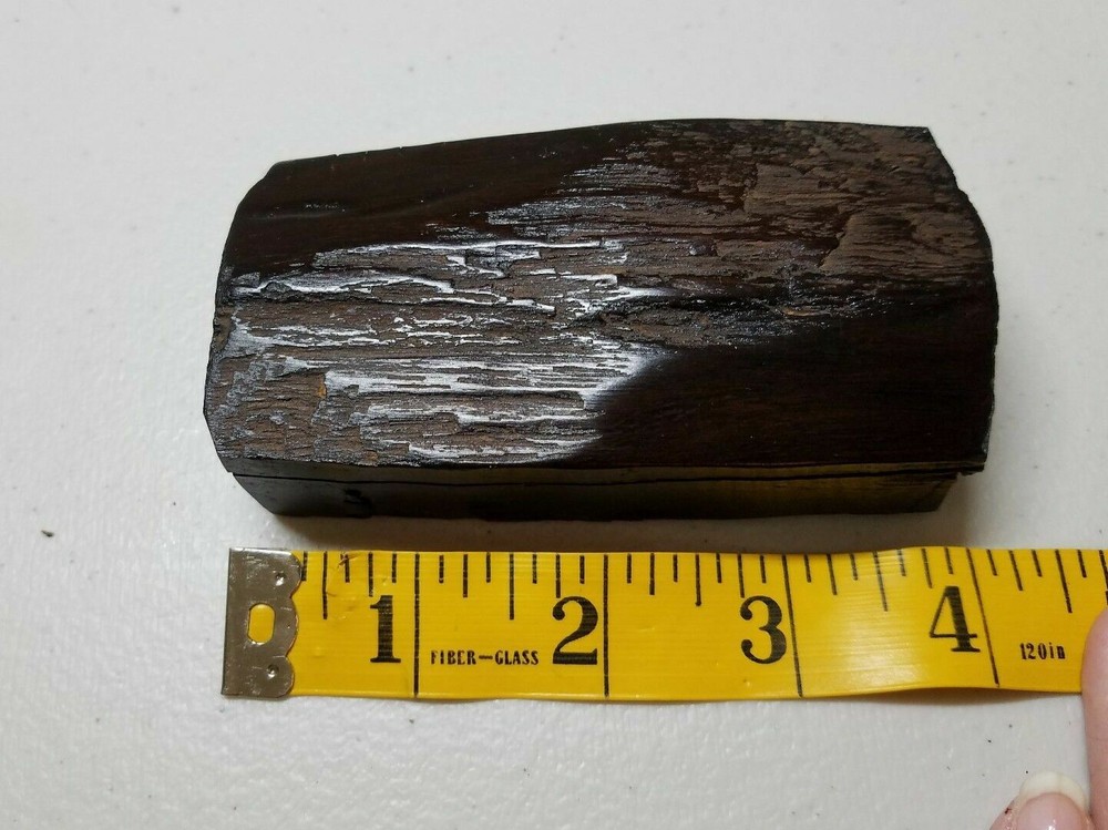 ANCIENT JAPANESE WOOD CARVING BOX