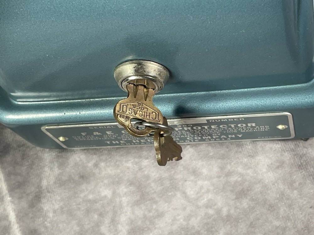 F&G Check Writer Series 900