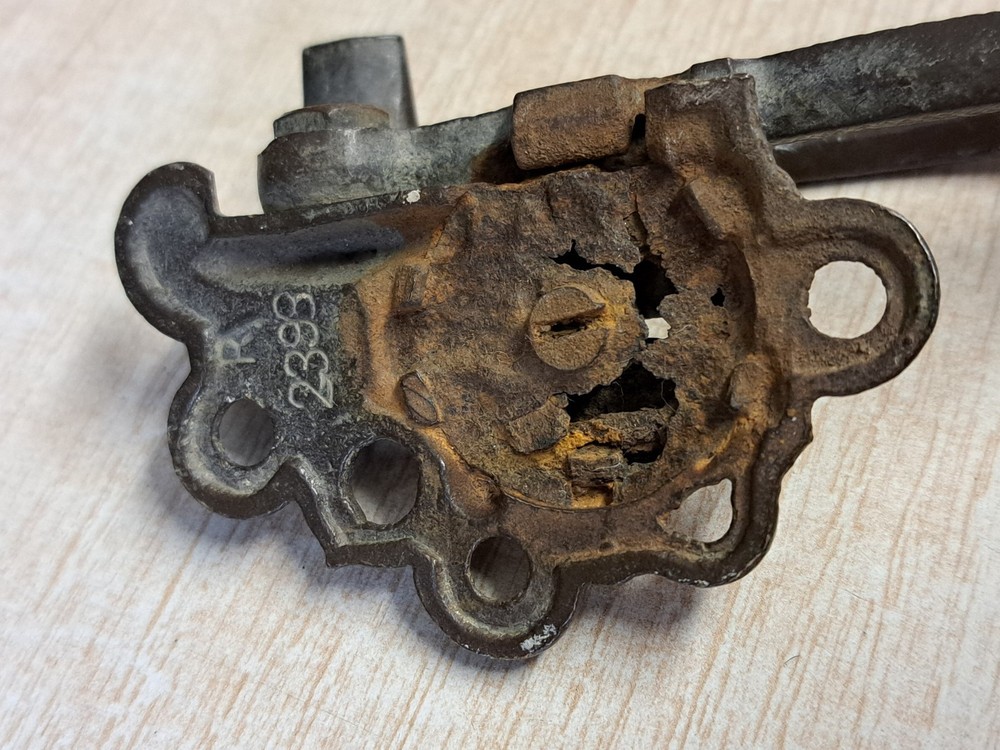 Victorian Style Lock Handle Keyhole