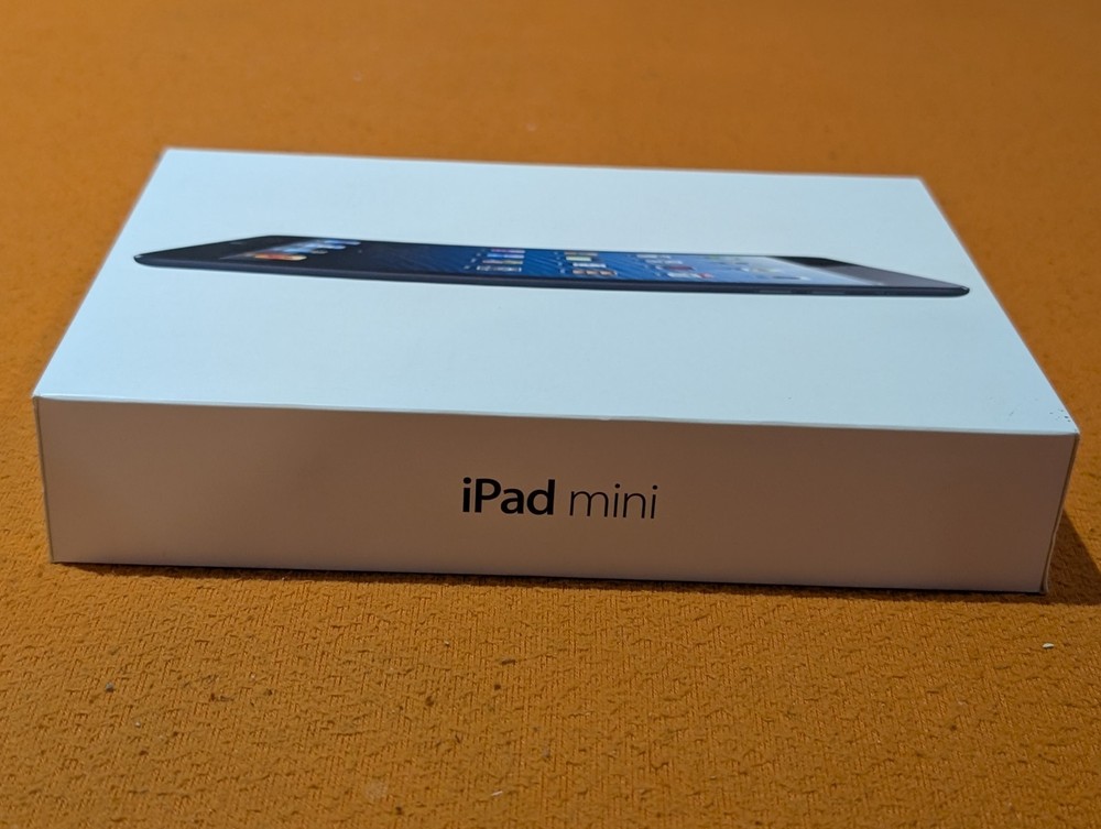 Replacement Empty Box Apple iPad Mini Wi-Fi 16GB Black MD528LL/A & Stickers