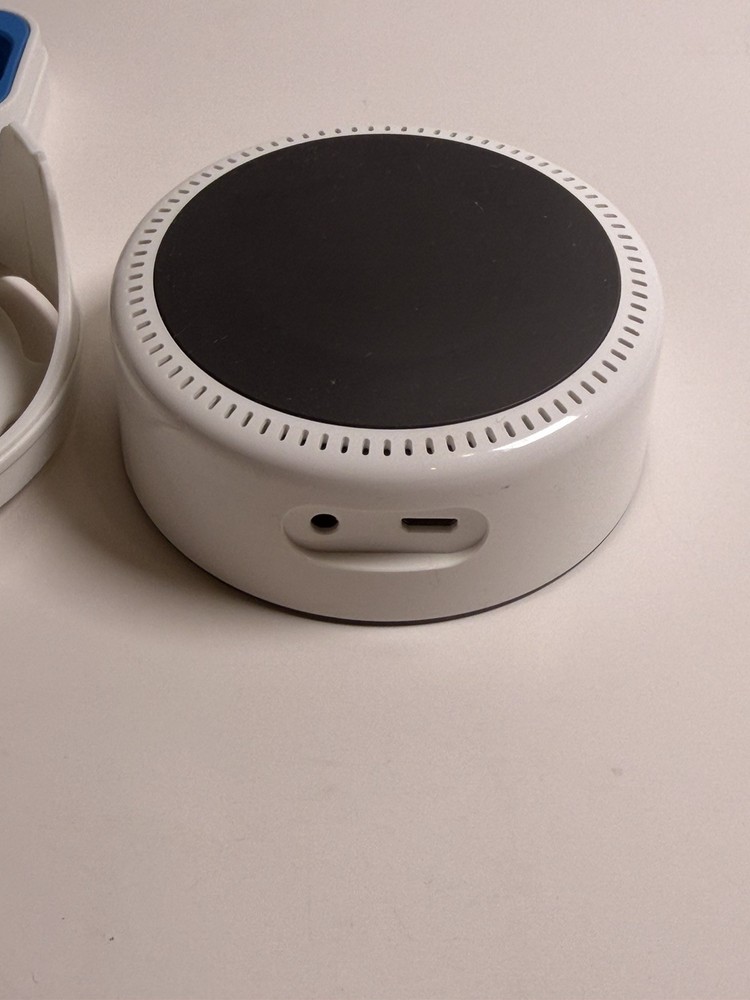 Amazon Echo Dot 2nd Gen Smart Speaker White With Mount - TESTED