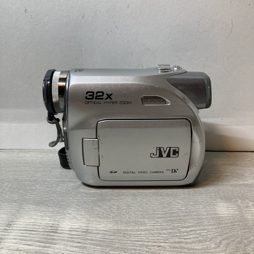 JVC Handheld Compact Digital Recorder GR-D396U TESTED PLEASE READ (B306)