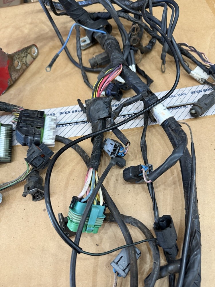 Volvo Penta 5.0 GXI-E engine harness